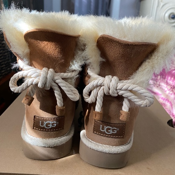 UGG Selene Suede Boot. - Picture 10 of 13